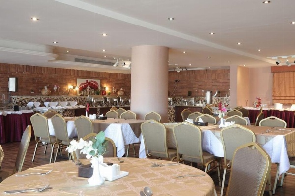 La Fontaine Jeddah Hotel image 26